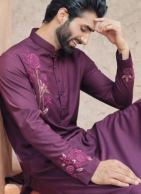 Maroon embroidered cotton kurta 2