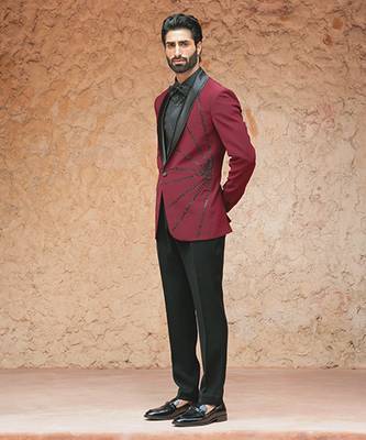 Red embroidered crepe tuxedo 4