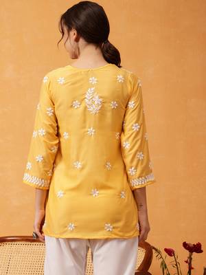 Hand embroidered yellow muslin lucknowi chikankari short kurti 2