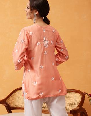 Hand embroidered peach muslin lucknowi chikankari short kurti 2