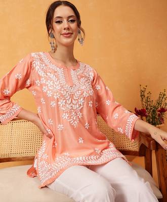 Hand embroidered peach muslin lucknowi chikankari short kurti 4