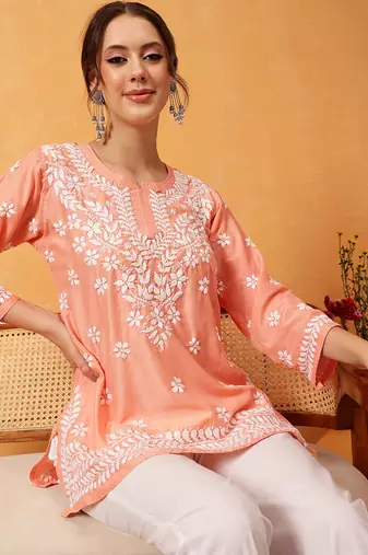 Hand embroidered peach muslin lucknowi chikankari short kurti