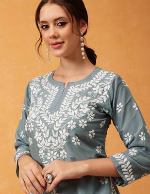 Hand embroidered grey muslin lucknowi chikankari short kurti 5