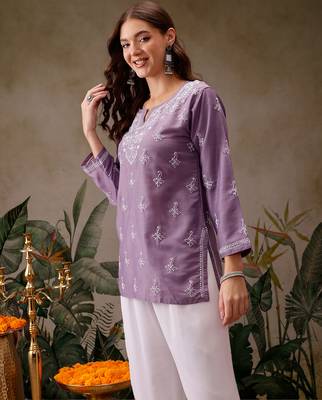 Hand embroidered mauve muslin lucknowi chikankari short kurti 3