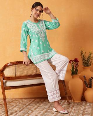 Hand embroidered sea green muslin lucknowi chikankari short kurti 6