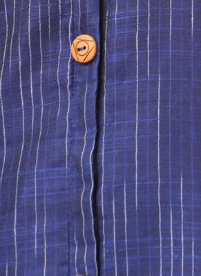 Blue textured cotton handloom a-line kurta 4