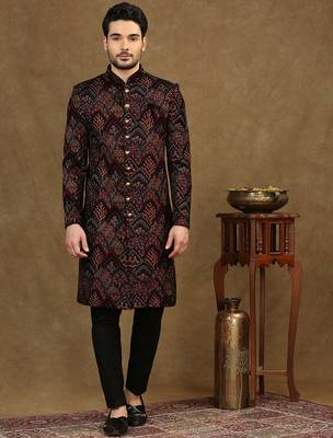 Maroon Sherwani Featuring Thread Work Embroidery 1