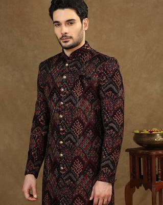 Maroon Sherwani Featuring Thread Work Embroidery 2