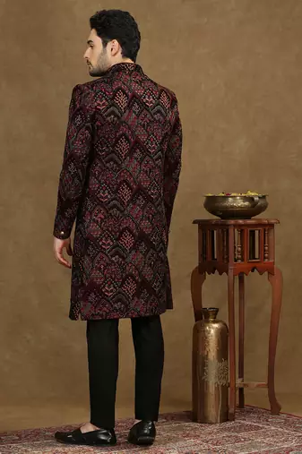 Maroon Sherwani Featuring Thread Work Embroidery