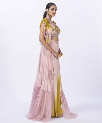 Peach organza plain pants with shrug & embroidered blouse 4