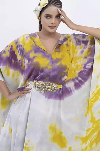 Green satin printed kaftan detachable belt