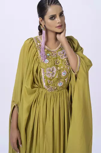 Green chanderi plain kaftan with inner