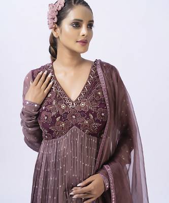 Wine organza embroidered gharara sets 4