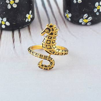 Brass antique gold sea horse finger ring 1