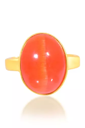 Brass gold plated red cats eye lehsuniya finger ring