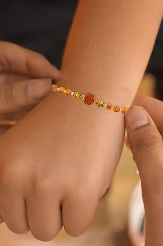 Traditional handmade 8 rakhi combo for family for rakshabandhan
