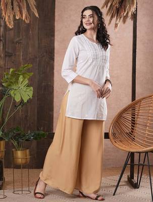 Hand embroidered white cotton lucknowi chikankari short kurti 4