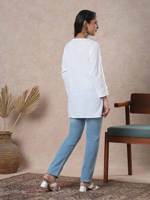 Hand embroidered white cotton lucknowi chikankari straight kurti 2