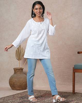 Hand embroidered white cotton lucknowi chikankari straight kurti 4