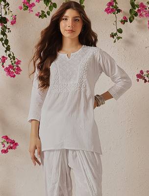 Hand embroidered white cotton lucknowi chikankari kurti 1