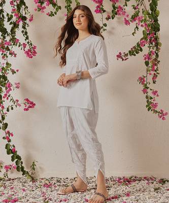 Hand embroidered white cotton lucknowi chikankari kurti 3