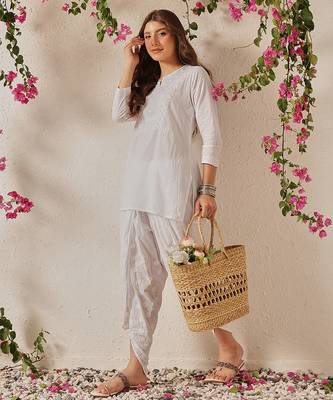 Hand embroidered white cotton lucknowi chikankari kurti 4
