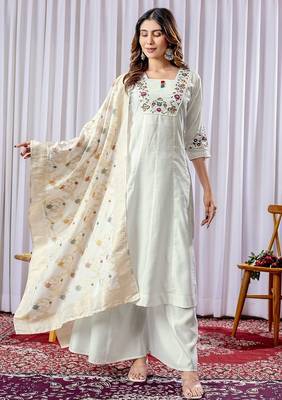 White embroidery thread work viscose cotton Kurta sets 3