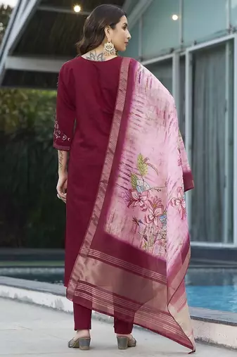 Maroon  viscose embroidery thread work Kurta sets
