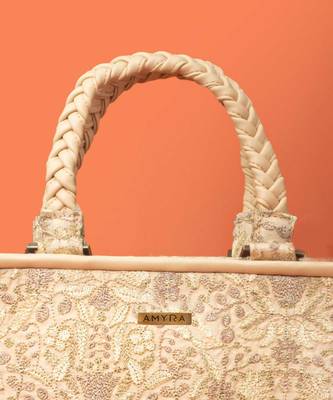 Beige silk embroidered handbag 2