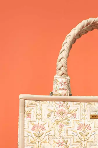 White silk embroidered handbag