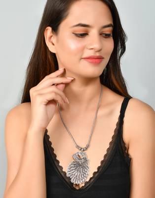 Women silver-toned peacock feather oxidized necklace 1