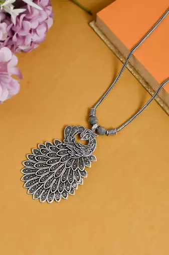 Women silver-toned peacock feather oxidized necklace