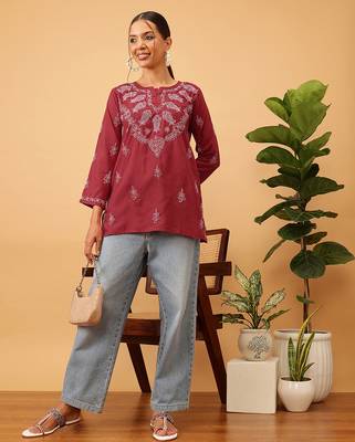Hand embroidered maroon cotton lucknowi chikankari short kurti 4