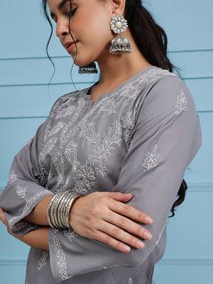 Hand embroidered grey cotton lucknowi chikankari short kurti 4