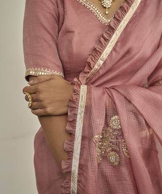 Light pink kota silk hand embroidered saree 3