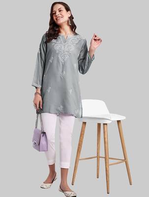 Hand embroidered grey cotton lucknowi chikankari kurti 6
