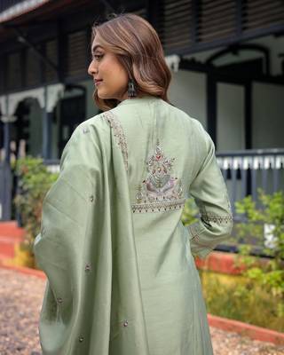 green embroidered stitched silk kurta suit with dupatta 3