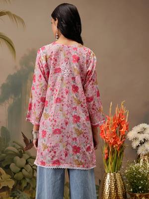 Hand embroidered floral printed pink cotton lucknowi chikankari short kurti 2