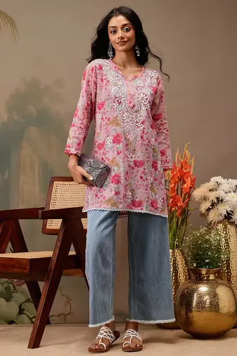 Hand embroidered floral printed pink cotton lucknowi chikankari short kurti