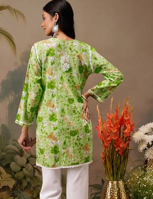 Hand embroidered floral printed green cotton lucknowi chikankari short kurti 2
