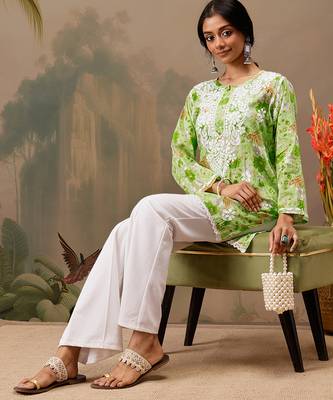 Hand embroidered floral printed green cotton lucknowi chikankari short kurti 4