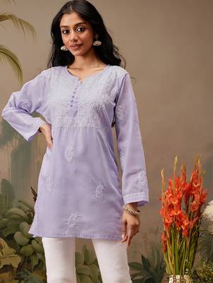 Hand embroidered mauve cotton lucknowi chikankari short kurti 1