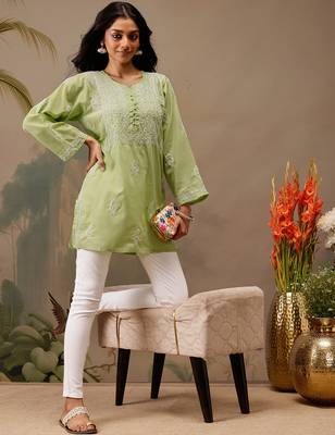 Hand embroidered green cotton lucknowi chikankari short kurti 5