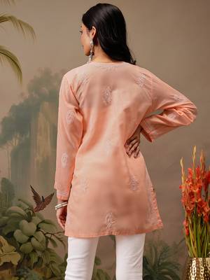 Hand embroidered peach cotton lucknowi chikankari short kurti 2