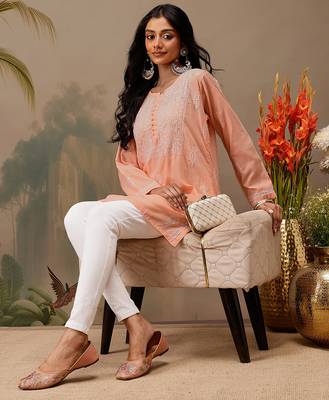 Hand embroidered peach cotton lucknowi chikankari short kurti 5