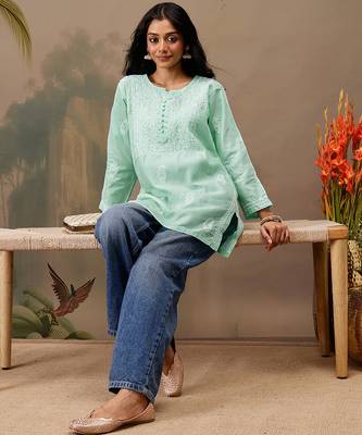 Hand embroidered sea green cotton lucknowi chikankari short kurti 5