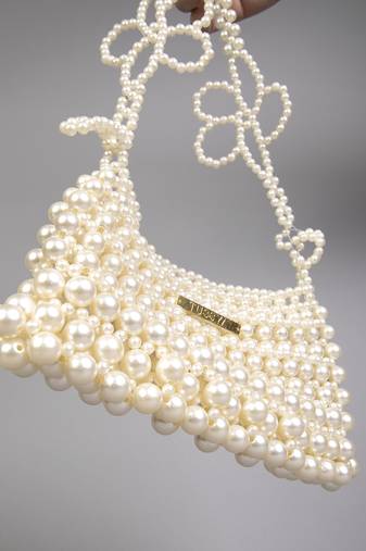 White cystal handag