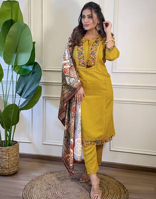 Women's  Viscose Embroidery Straight Kurta with Pant And Dupatta Set 3