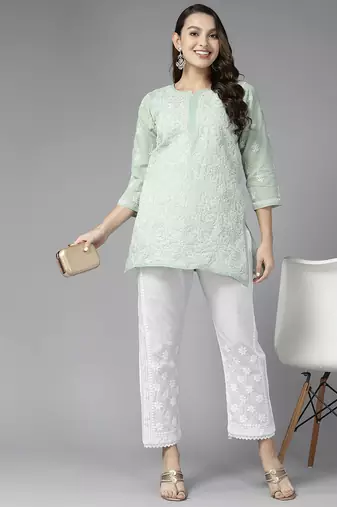 Hand embroidered white cotton lucknowi chikankari pant