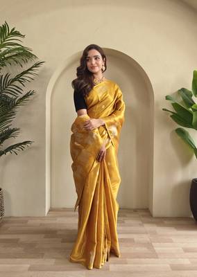 Yellow zari tissue weaving saree with all over pichwai pattern 3